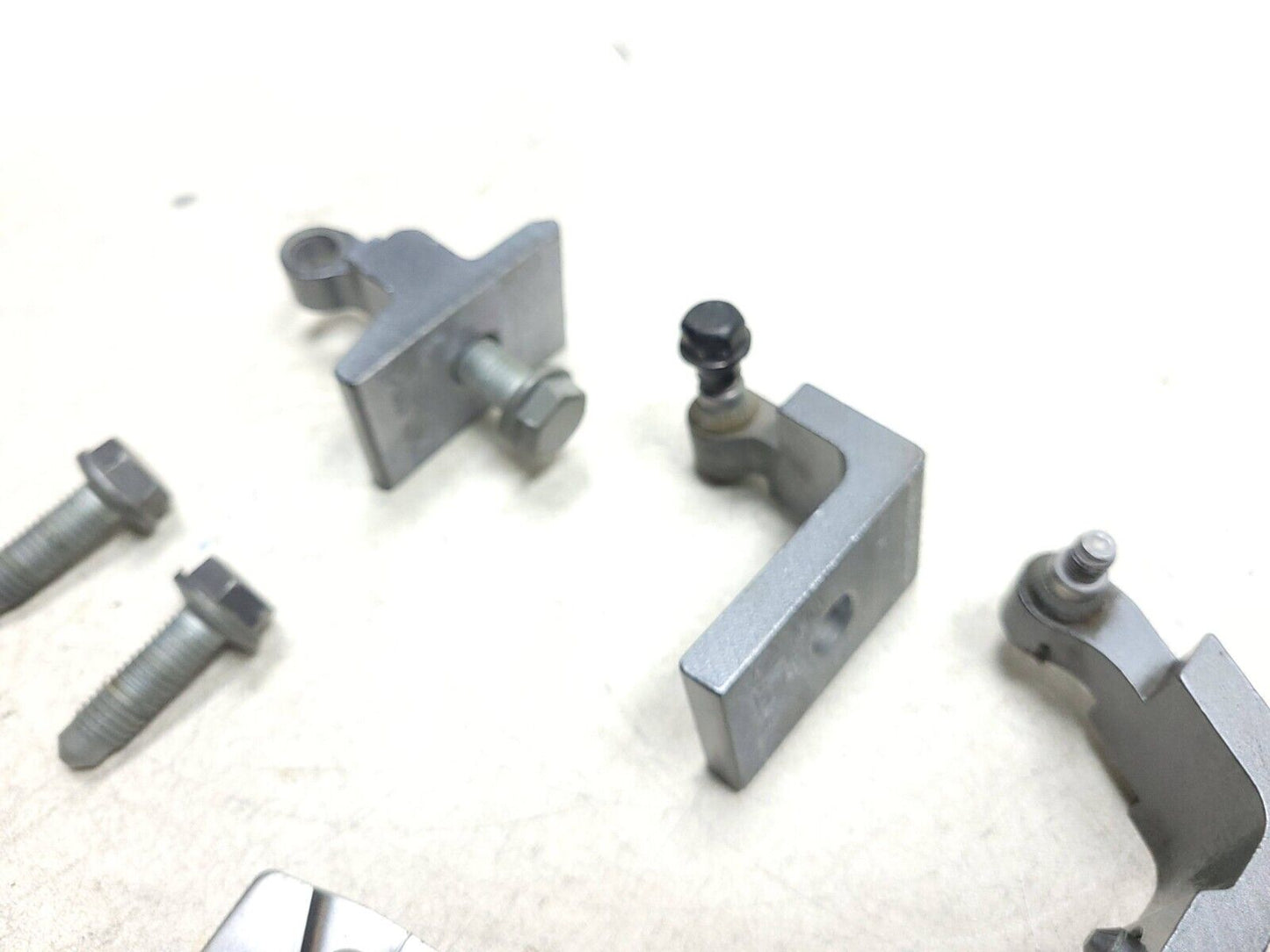 2007 - 2013 BMW X5 X6 E70 Door Hinge W/ Striker Front & Rear Passenger Side OEM
