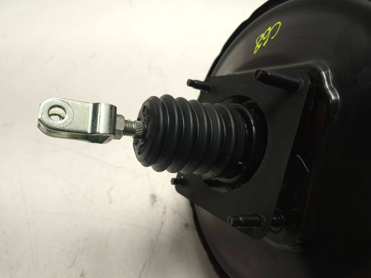 2007 Toyota Corolla Matrix Power Brake Booster W/ Master Cylinder OEM