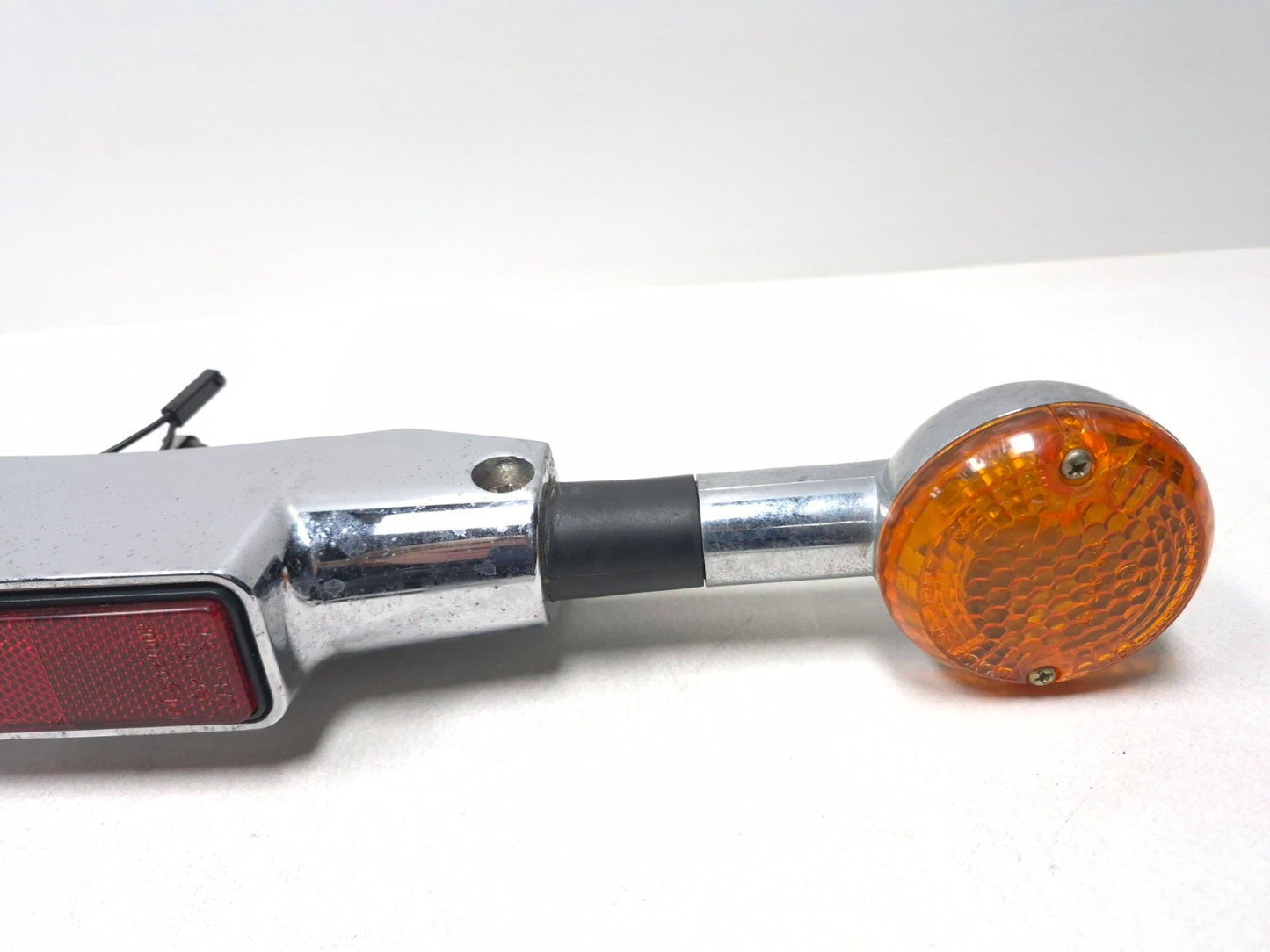 1999 Suzuki Intruder 1500 Rear Left & Right Turn Signal & Bracket Assy OEM