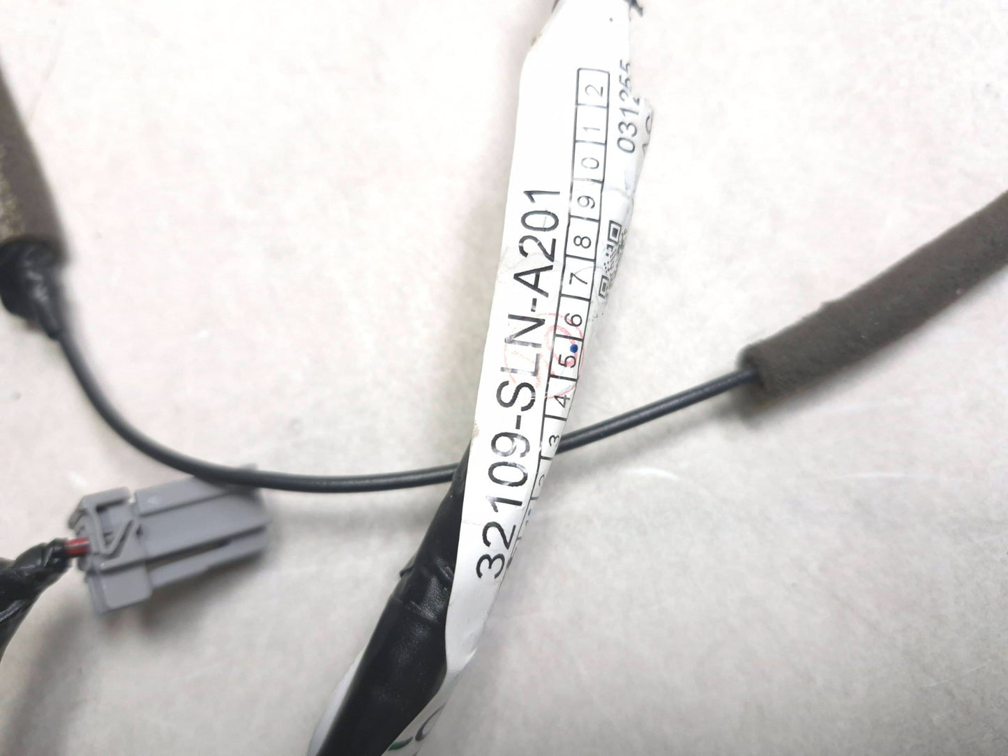 2007 Honda Fit Tailgate Wire Harness 32109slna201 OEM