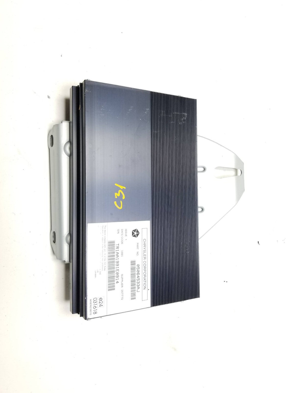 2011 - 2013 Jeep Grand Cherokee Audio Amplifier OEM