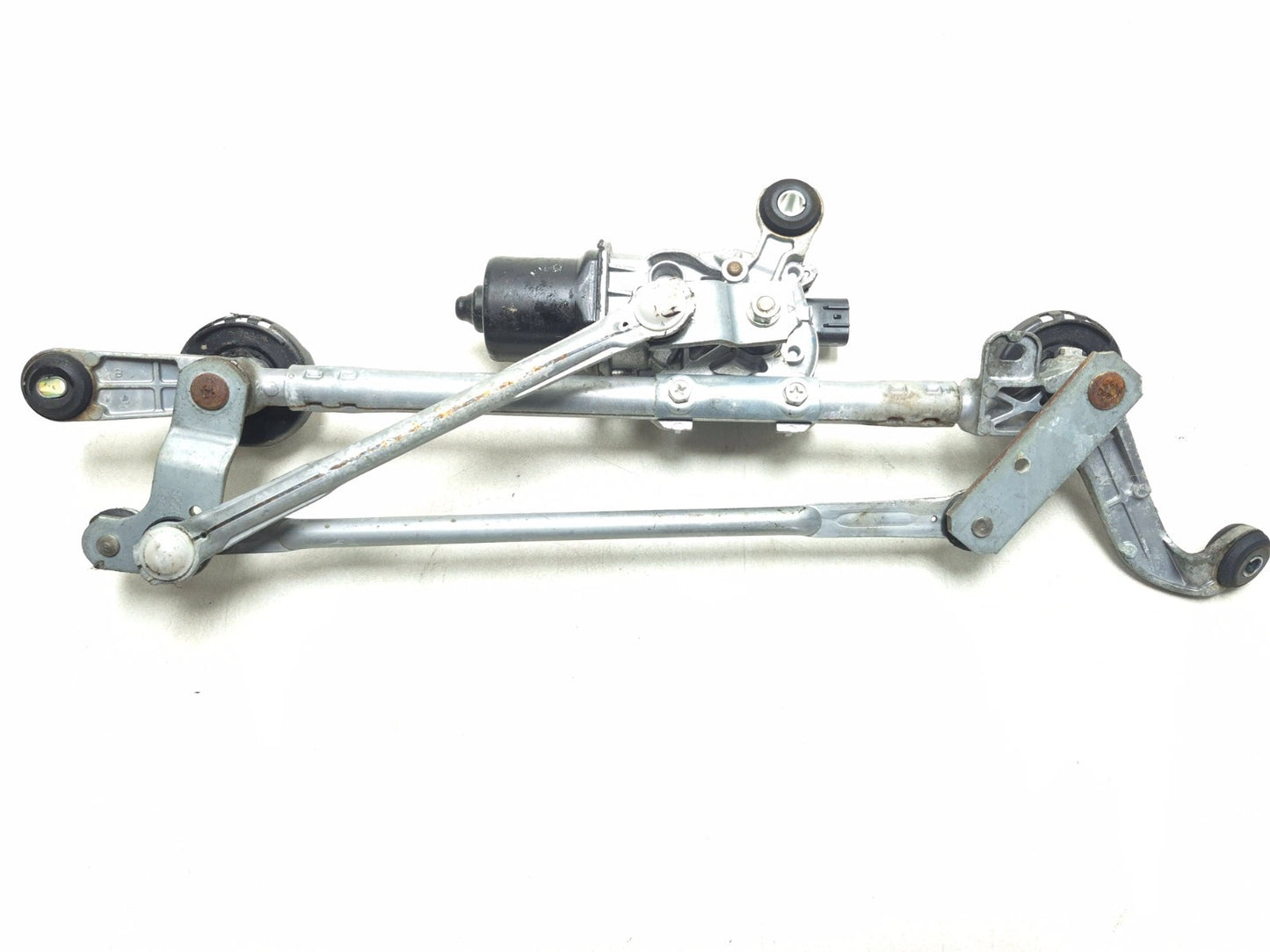 2012 Nissan Leaf Front Windshield Wiper Motor & Linkage Transmission OEM