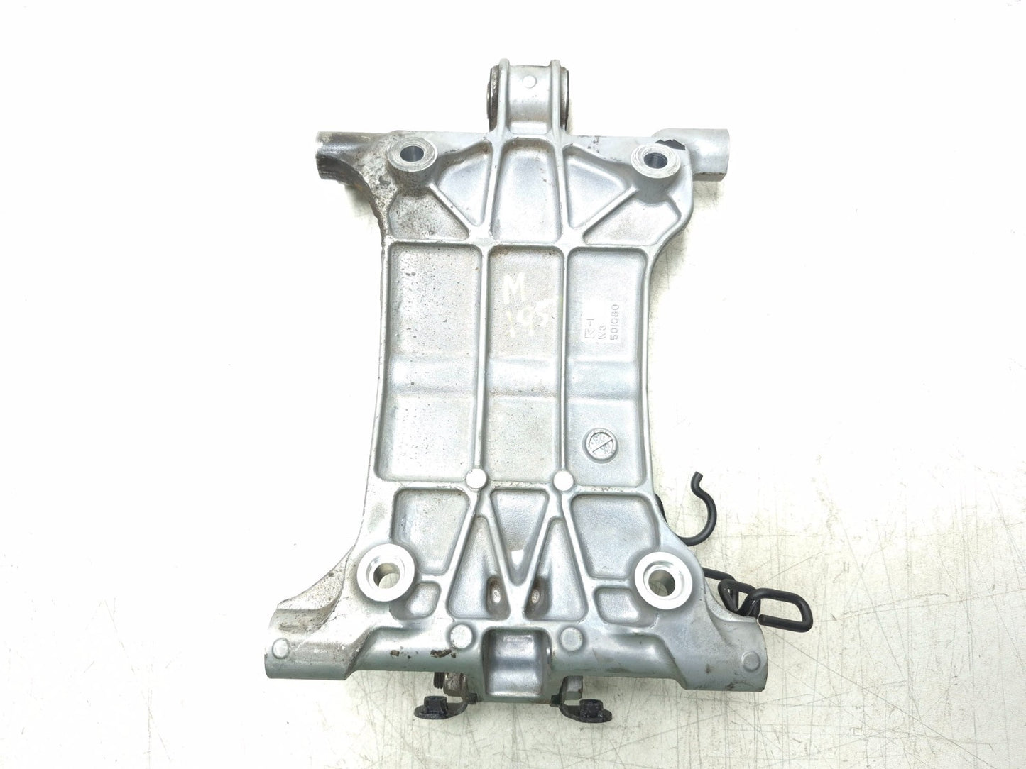 2019 Kawasaki Er400 Z400 Engine Bracket Motor Swingarm Mount OEM