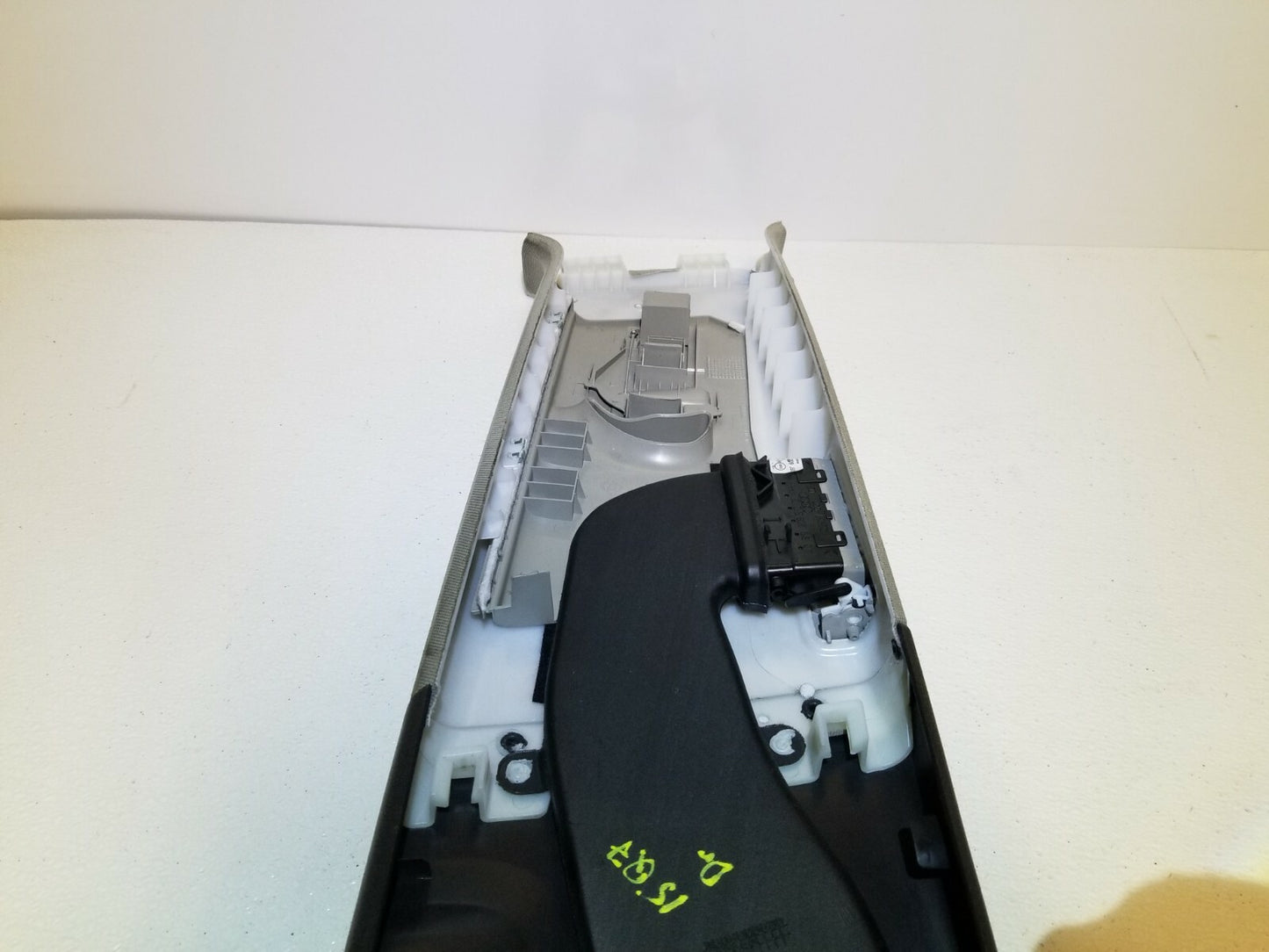 2015 Audi Q7 Center B Pillar Upper Trim Panel W/ Air Vent Left Driver Side OEM