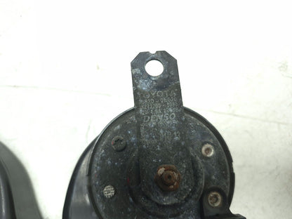 2017 Toyota Highlander Horn Signal Low & High Pair 86520-0e020 OEM