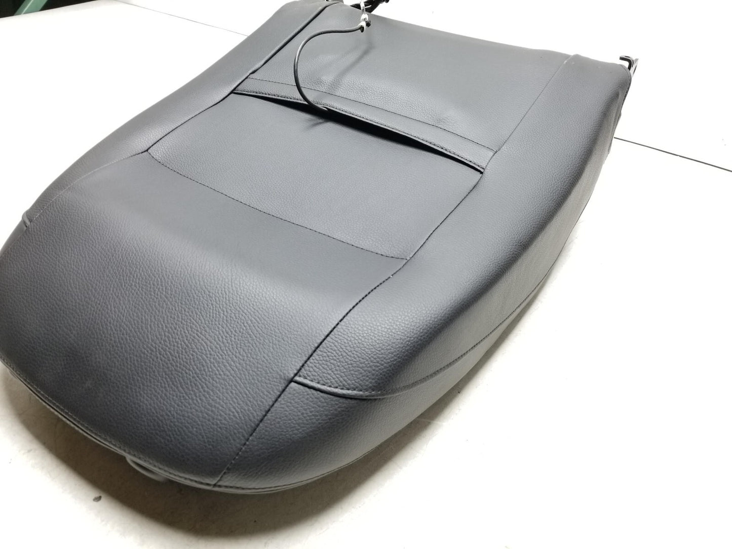 2016 Volkswagen Cc Front Seat Back Backrest Upper Passenger Right OEM