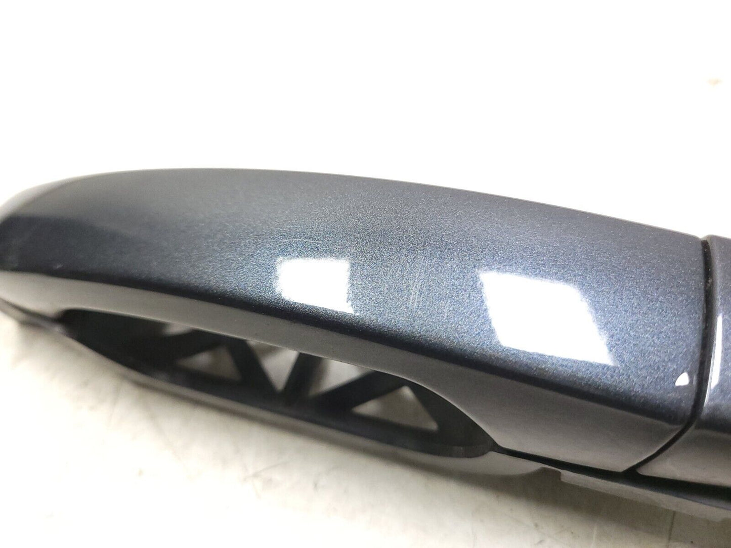 2010 - 2017 Chevrolet Equinox Exterior Door Handle Front Driver Side Left OEM