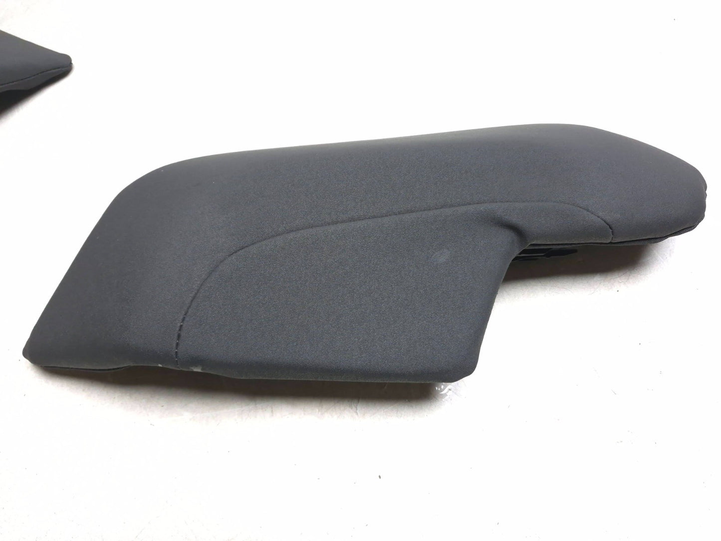 2007 Volvo S40 Rear Seat Bolster Cushion Left & Right OEM