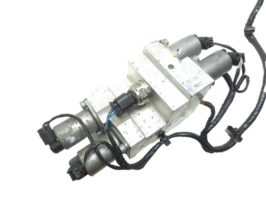 2008 BMW X6 E71 Dynamic Drive Suspension Valve Block OEM