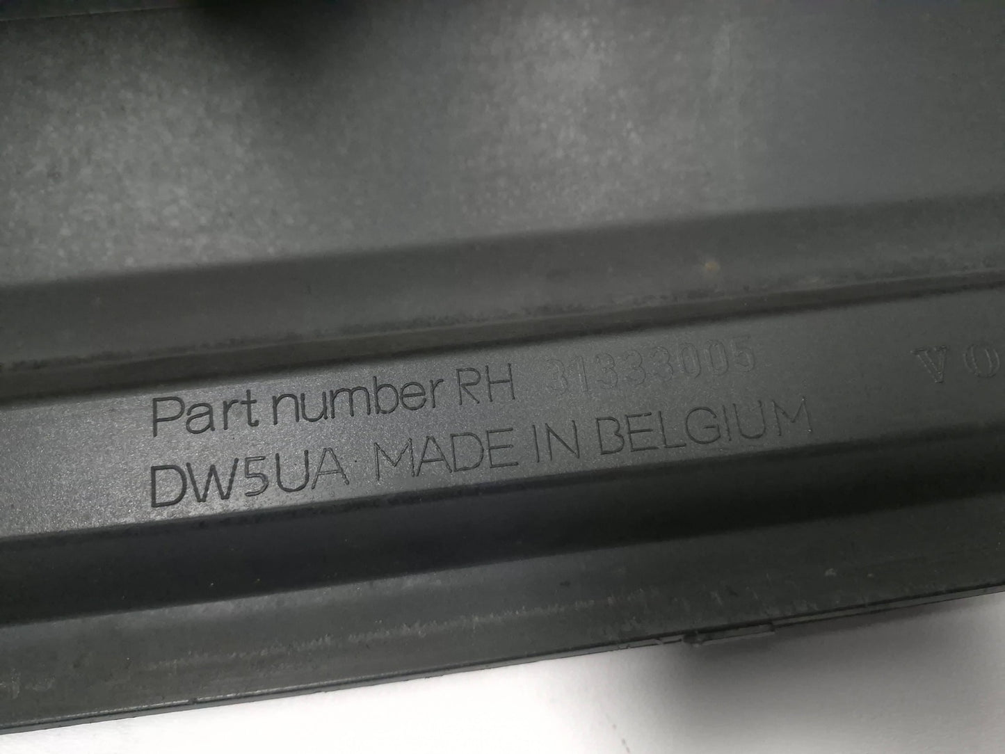 2013 Volvo S60 Right Side Skirt Rocker Panel Molding OEM 31333005