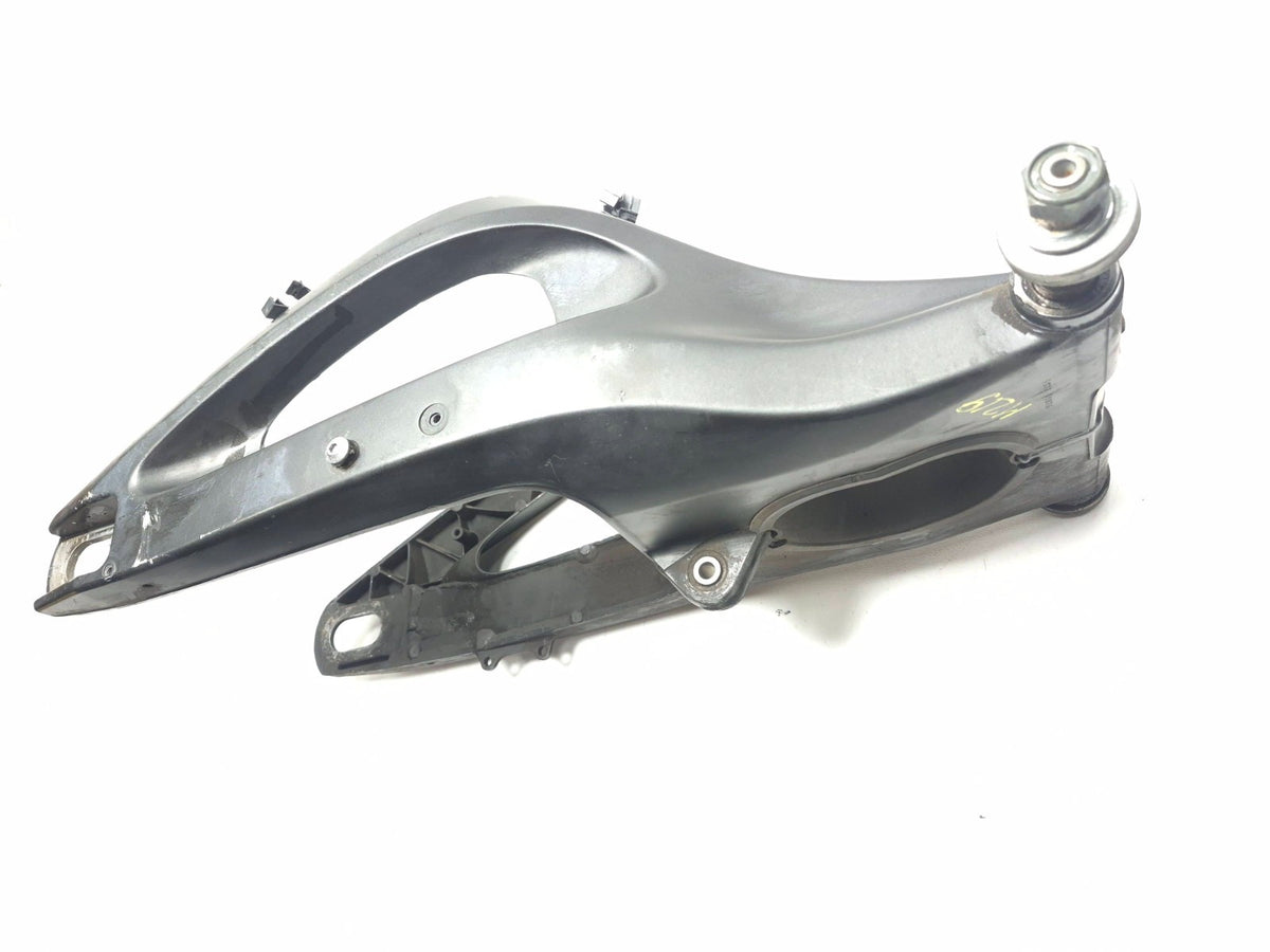2003 - 2005 Yamaha Yzf R6 Rear Swingarm 5sl-22110-01-00 OEM