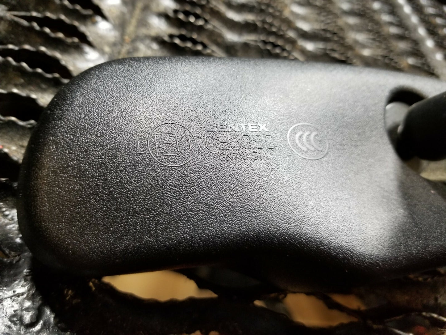 07 08 09 10 11 12 GMC Acadia Interior Rear View Mirror OEM