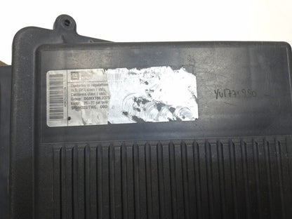 2013 Cadillac Escalade Air Box Cleaner Filter Housing OEM