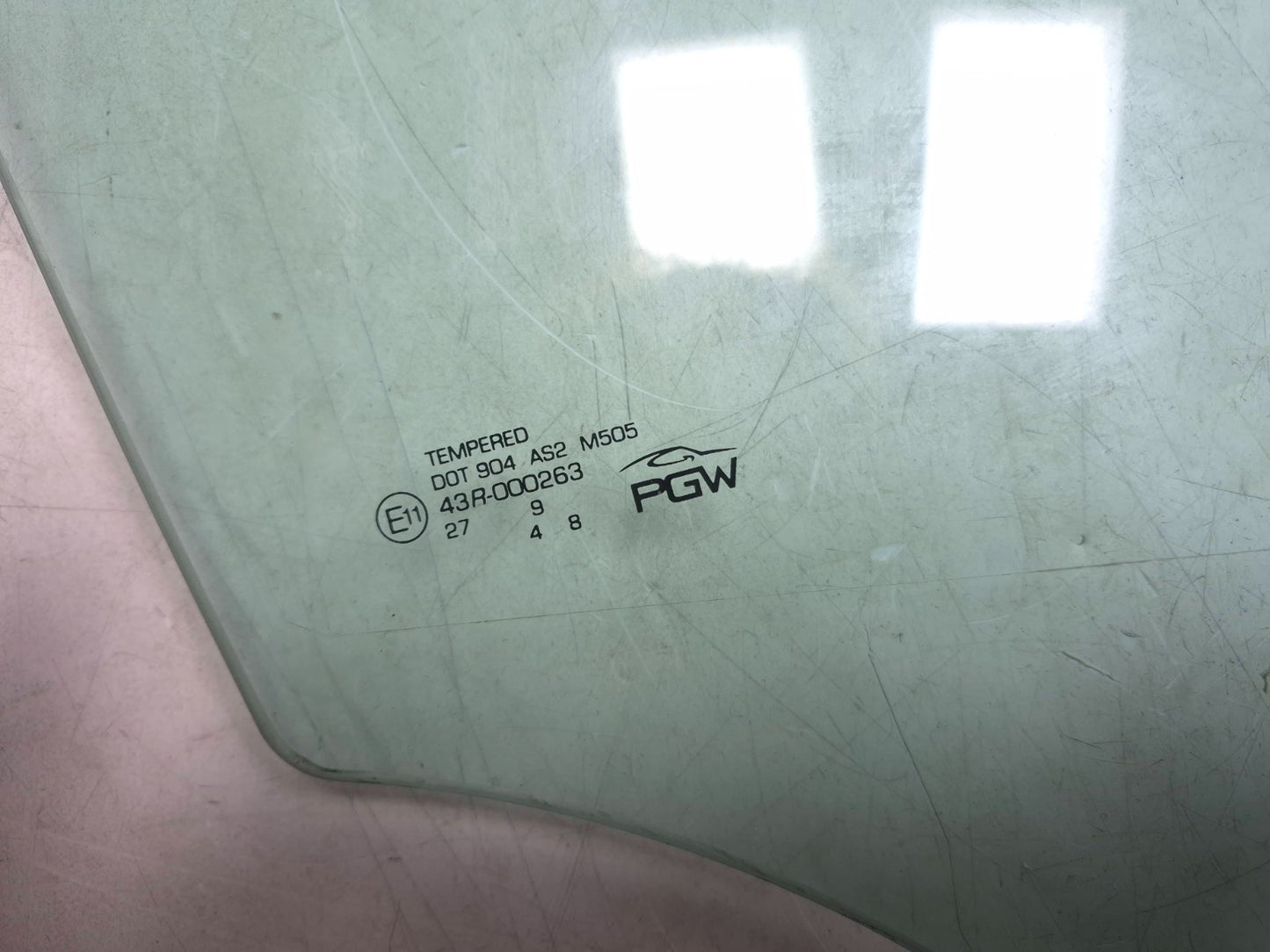 2008 BMW X6 E71 Door Window Glass Front Passenger Side Right OEM