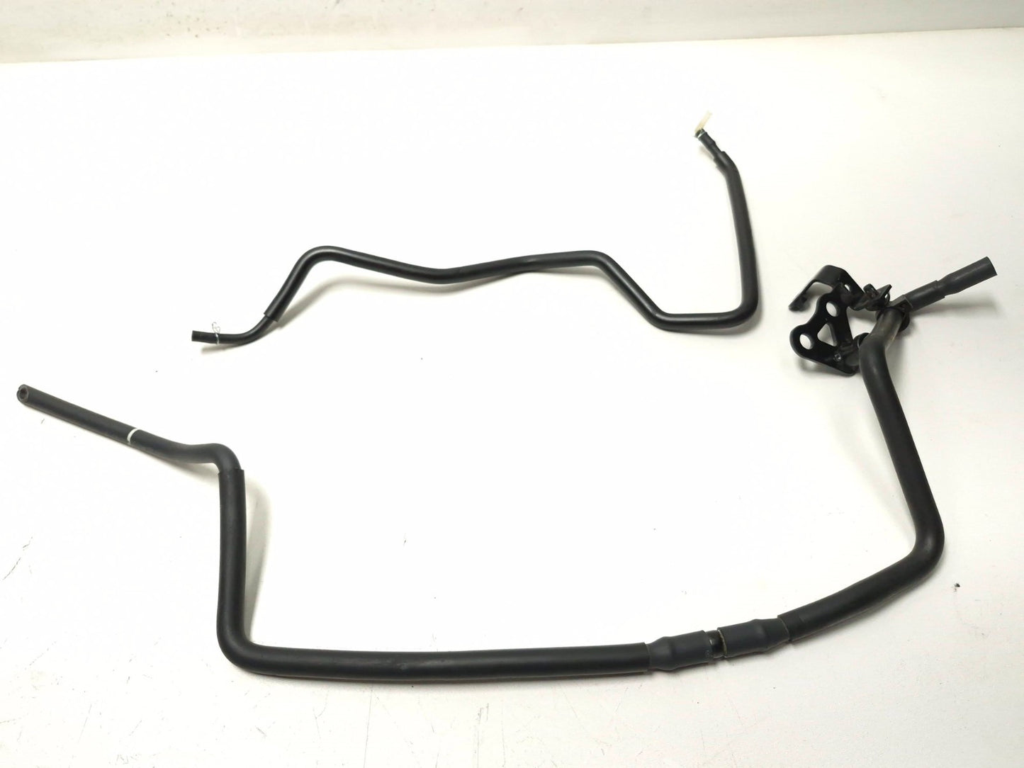 2025 Yamaha R3 Yfz320 Coolant Reservoir & Pipe OEM