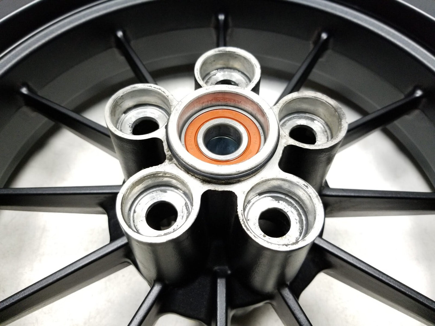 20 - 24 Benelli 302s Rear Wheel Rim & Tire 160/60 R17 Straight OEM 1609 Miles