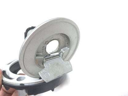 2025 Yamaha Xsr900 Igniton Lock Switch & Fuel Cap Pair OEM