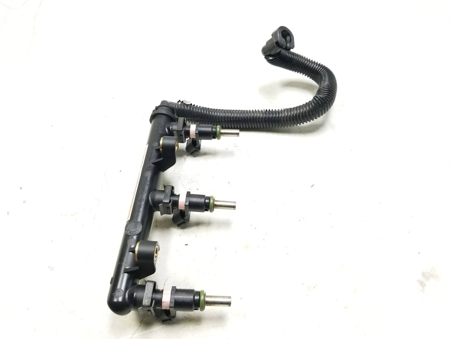 16-19 Ski-doo Renegade 900 Enduro Ace Fuel Rail W/ Injectors Oem✅