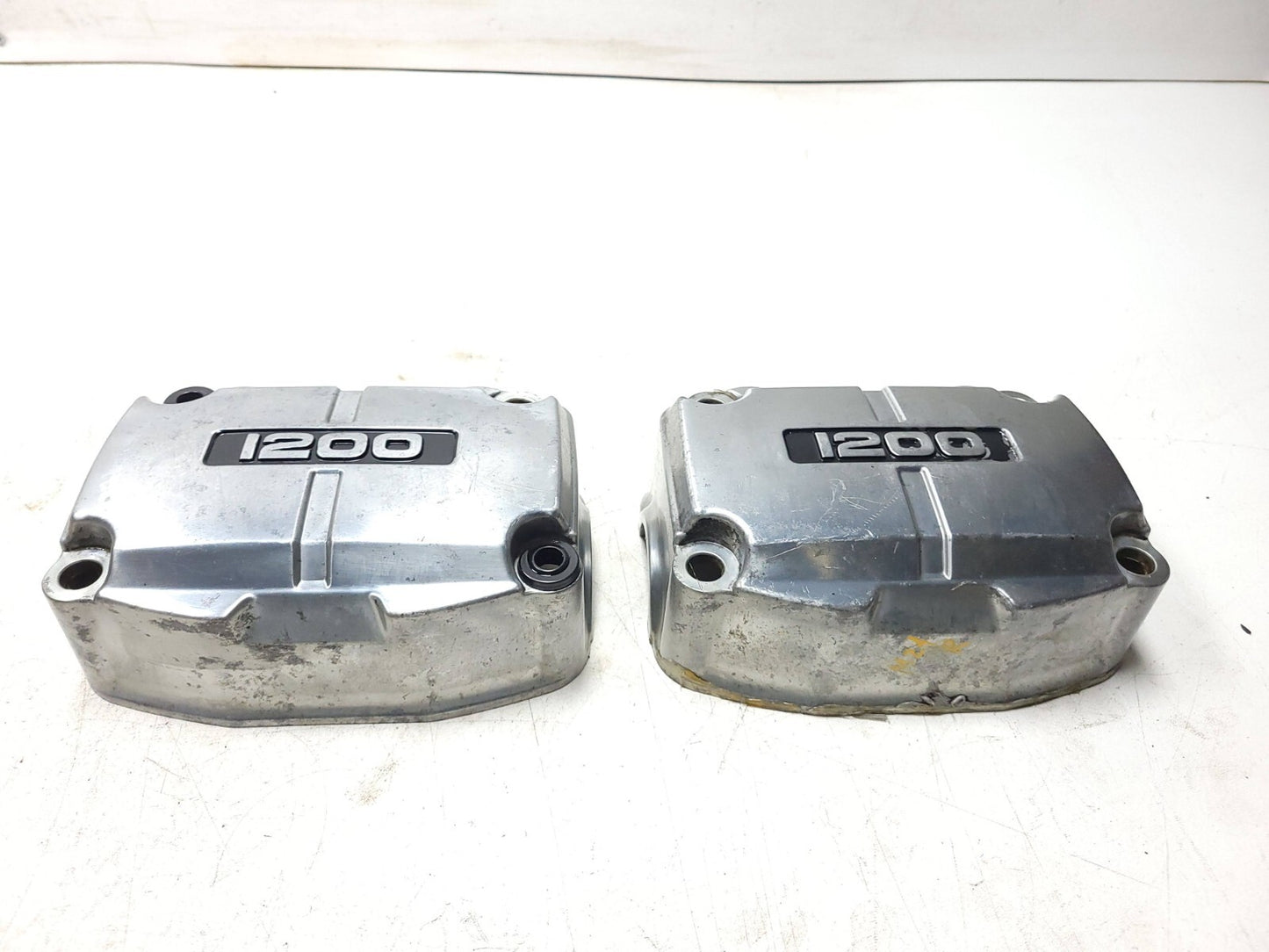 1984 - 1987 Honda Gl1200 Goldwing Engine Valve Cover Left & Right OEM