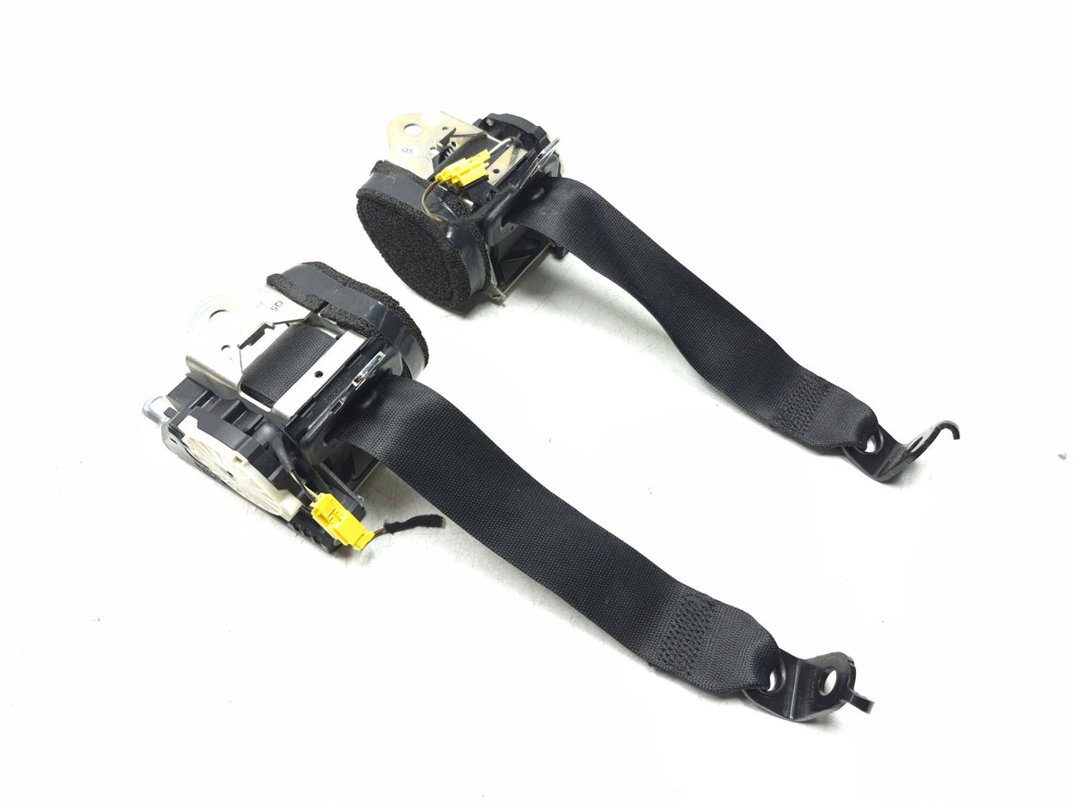 2012 Mercedes W212 E350 Sedan Rear Seat Belt Retractor Left & Right OEM