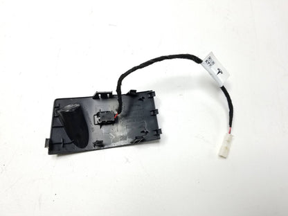 2021 Tesla Model 3 Driver Side Rear Left Trim Cover 1090029-00-d OEM