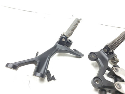 19 - 23 Kawasaki Z400 Er400 Right Side Foot Peg W Rear Brake Master Cylinder OEM