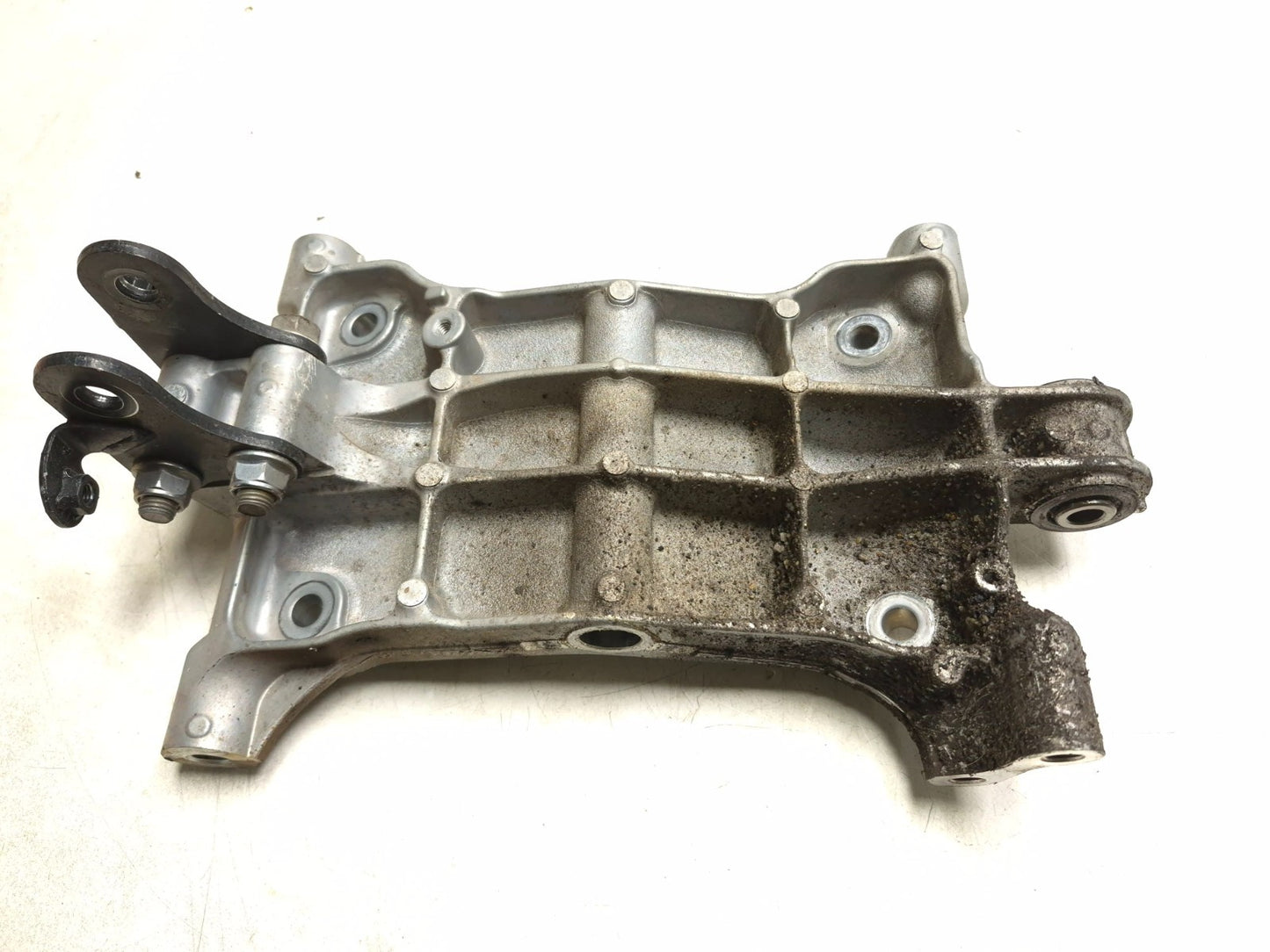 2023 Kawasaki Ninja 400 Ex400 Rear Frame Swingarm Engine Mount Bracket OEM