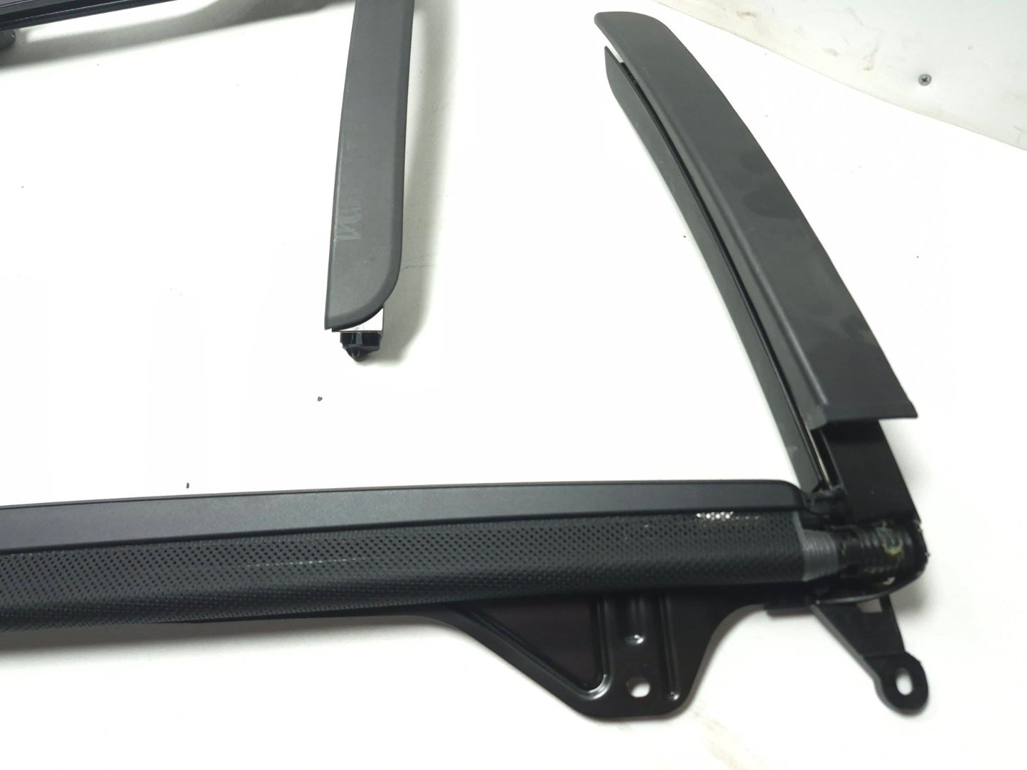 2011 BMW 750li Rear Door Window Sun Shade Blind Left & Right 2pcs Oem✅
