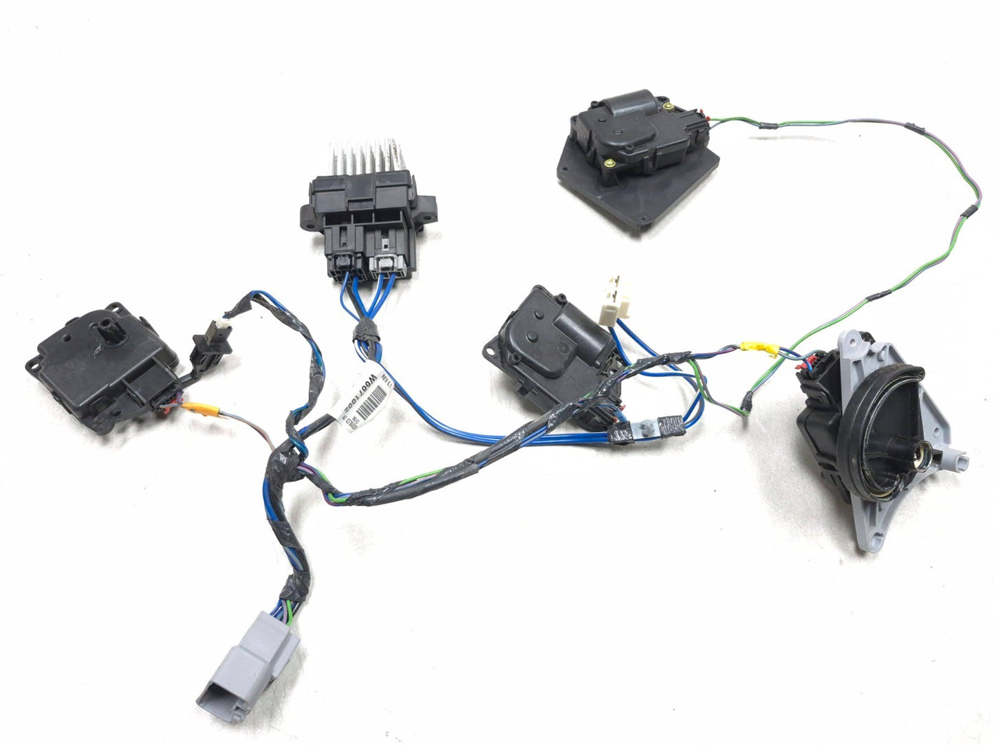 2013 Dodge Grand Caravan HVAC Heater Vent Flap Motor Actuator W/ Wiring Oem✅