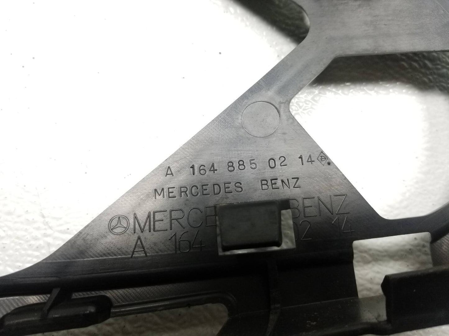 06-11 Mercedes W164 Ml Ml500 Rear Bumper Mount Bracket Right Pass Side OEM