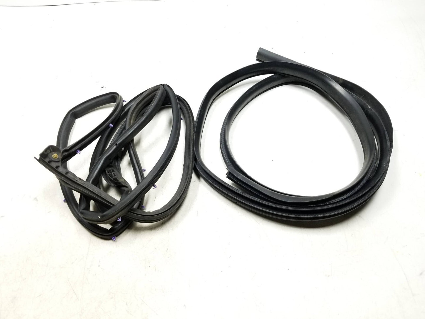 2013 Chrysler 200 Door Weatherstrip Rear Passenger Side Right OEM
