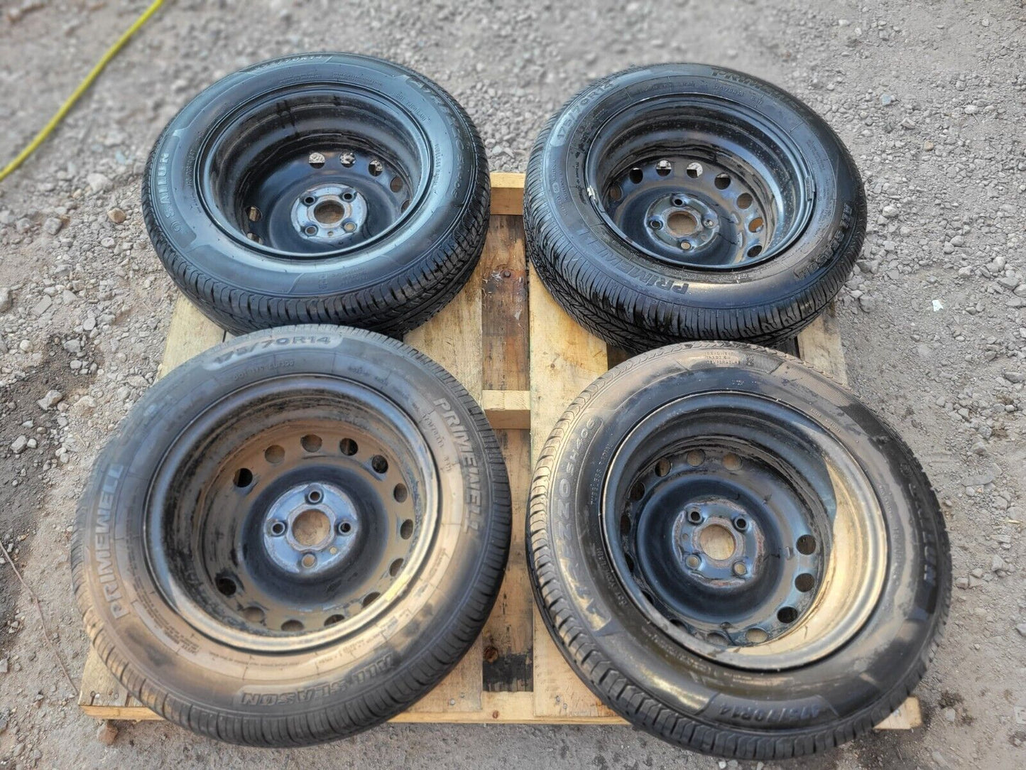 12 - 17 Hyundai Accent Wheel Rim W/ Tire Primewell 175/70r14 4pcs OEM