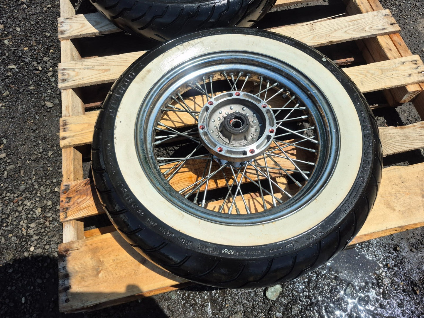 2004 Kawasaki Vulcan 800 Vn800 Wheel Rim W/ Tire Front & Rear Em