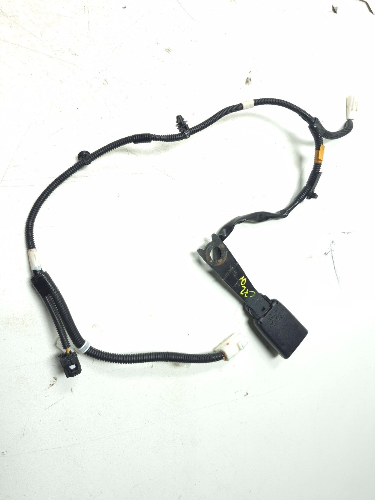 2009 Lexus IS250 Front Left Driver Seat Belt Buckle Latch OEM
