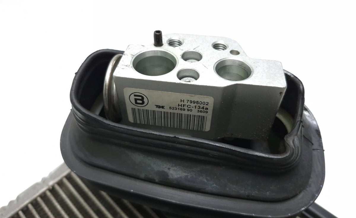 2010 Audi A5 3.2l A/c Evaporator Core 8k1-898-967-a OEM