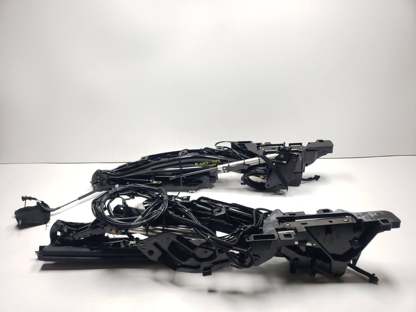 2011 Chrysler 200s Convertible Roof Lift Motor Hinge Pair OEM