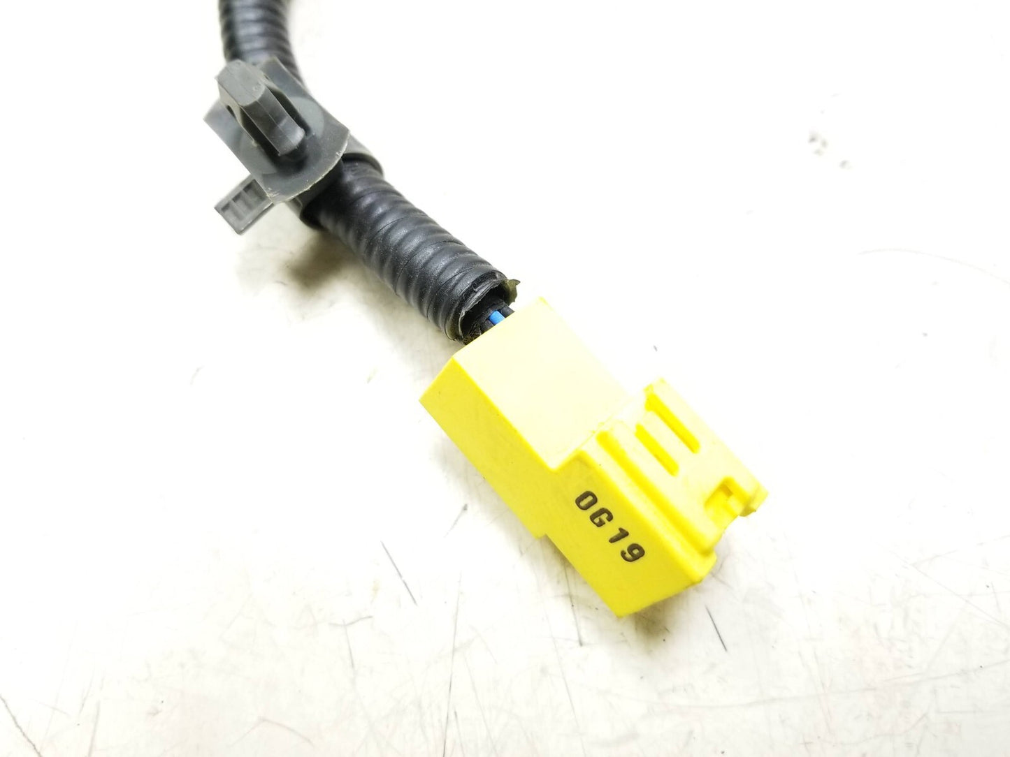 2011 - 2013 Kia Sportage Front Seat Belt Belt Buckle Latch Passenger Right OEM