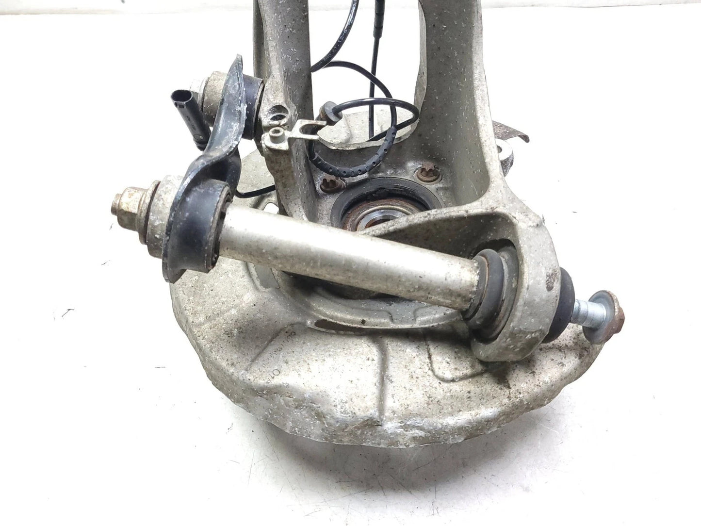 2014 BMW X5 F15 Rear Spindle Knuckle Wheel Hub Passenger Side Right OEM