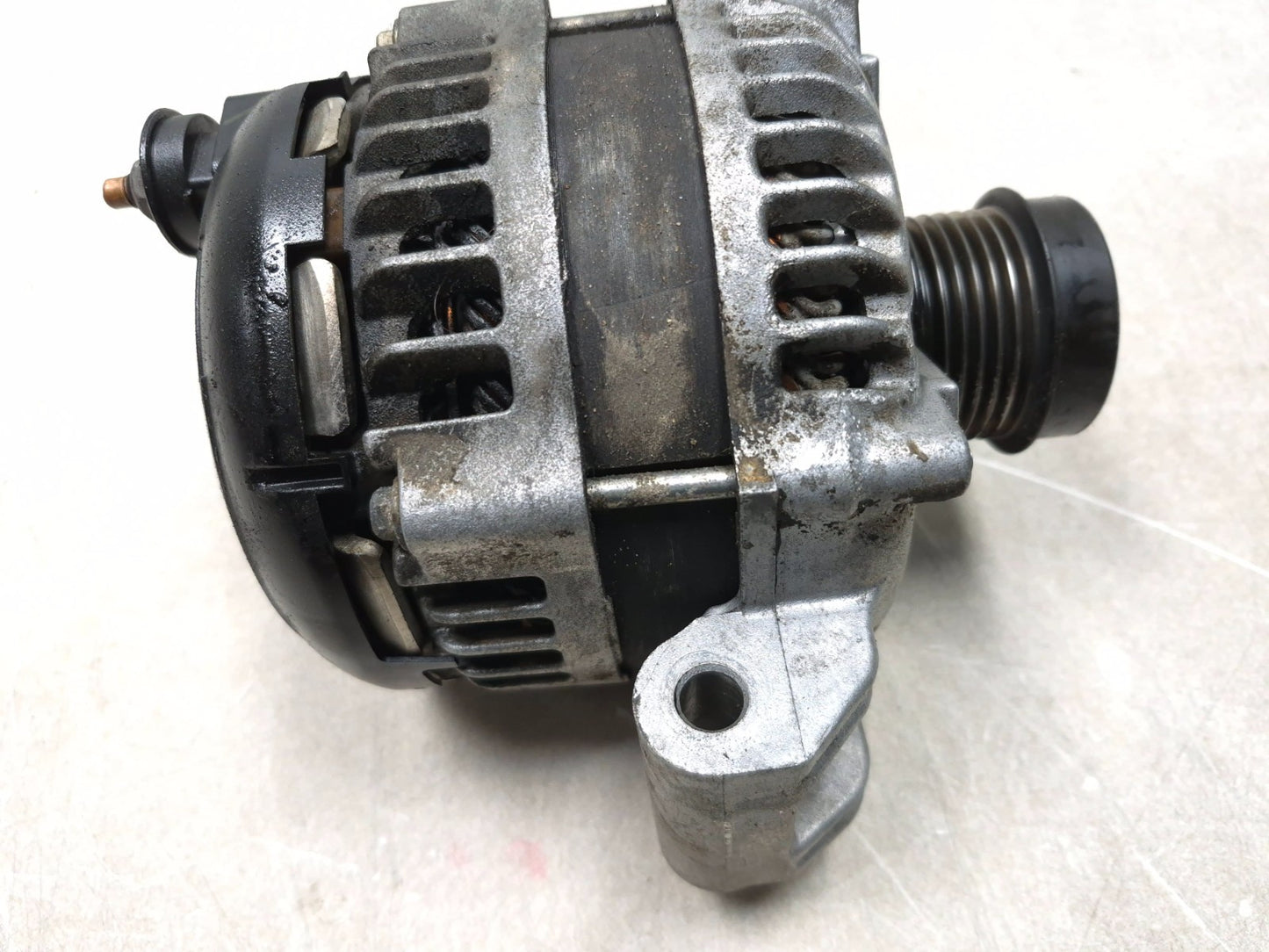 2018 Chrysler 300 Alternator 3.6l OEM
