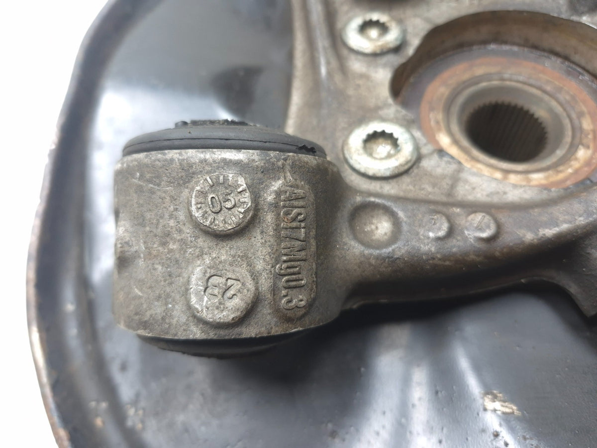 2006 Audi A6 3.2l Rear Spindle Knukle W/hub Left Driver Side 4f0-505-433-g OEM