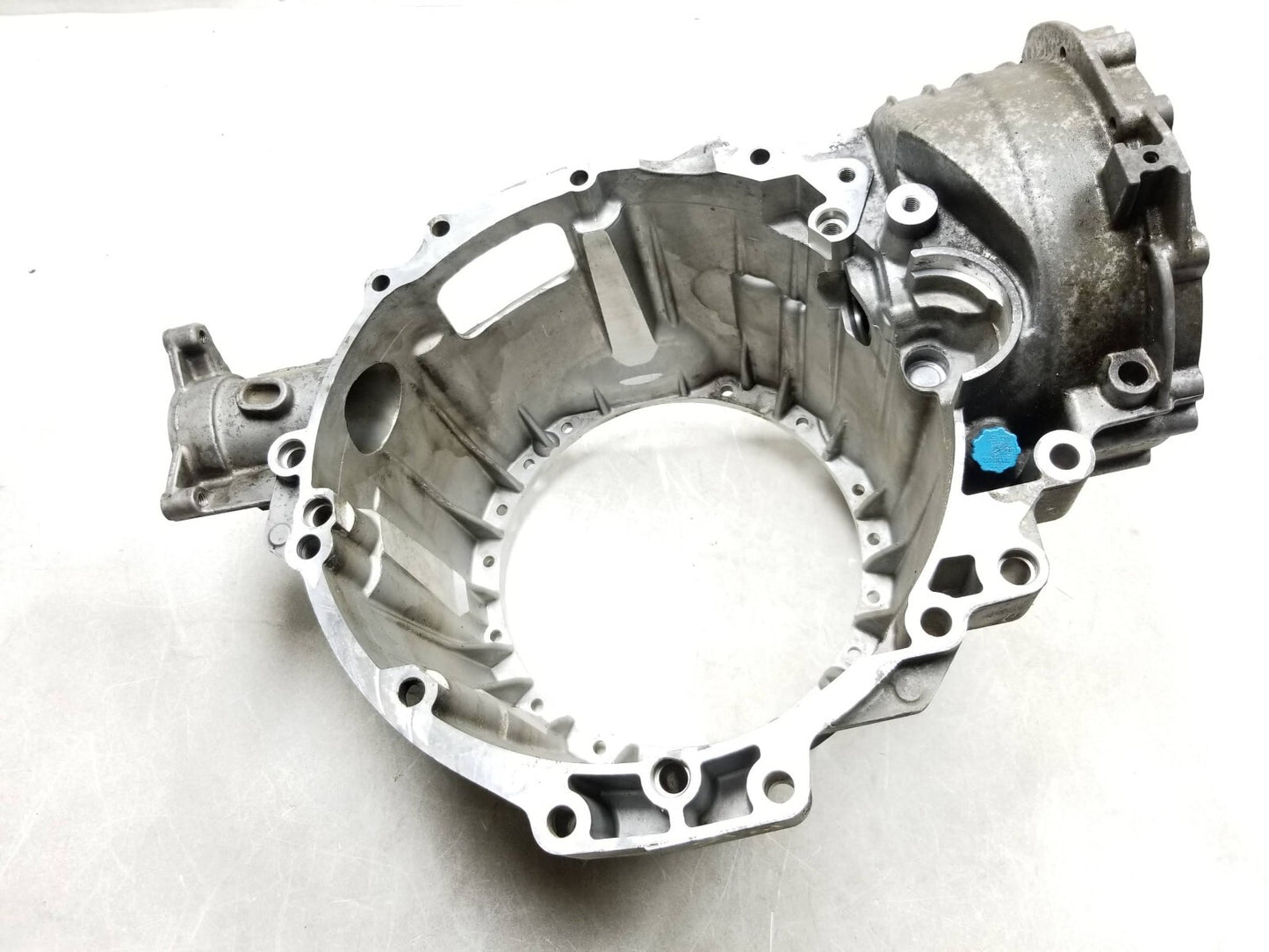 2010 Audi A5 Automatic Transmission Bell Housing 3.2l OEM