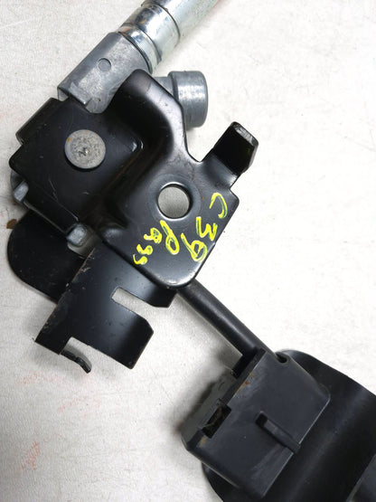 2014 Hyundai Accent Seat Belt Buckle Latch Front Passenger Side Right OEM