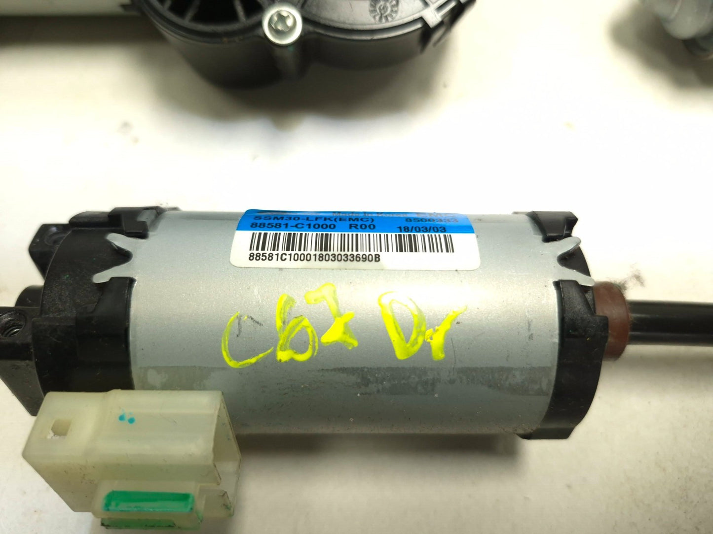 2018 Hyundai Sonata Front Seat Adjuster Motor & Lumbar Support Driver Side OEM