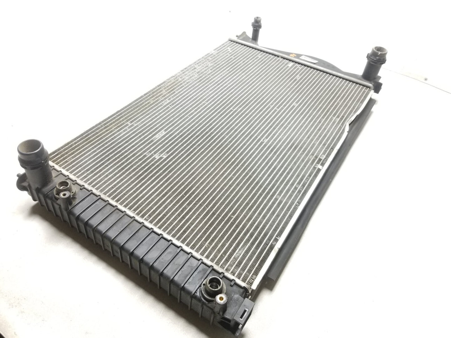 2006 Audi A6 Engine Radiator 3.2l OEM