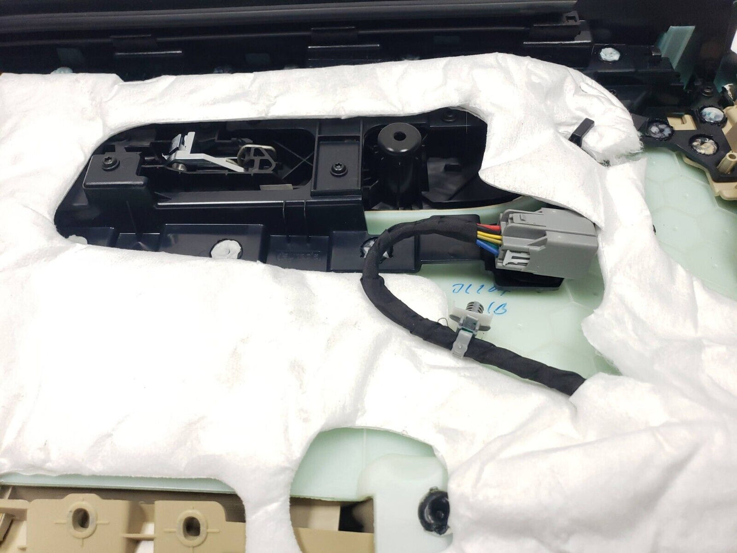 17 18 19 20 Cadillac Xt5 Rear Door Panel Passenger Side Right Trim OEM 34k