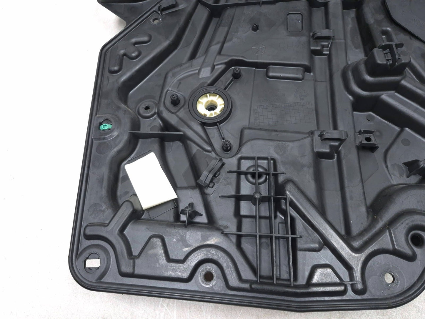2018 Chrysler 300 Rear Door Window Regulator & Carrier Passenger Side Right OEM