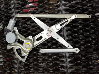 04 05 06 07 08 09 Prius Front Right Passenger Window Regulator W/motor Oem.