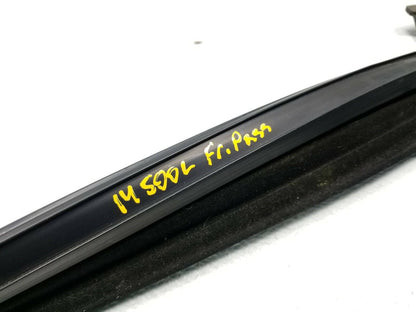 14-17 Fiat 500l Door Window Glass Weatherstrip Seal Front Passenger Right OEM