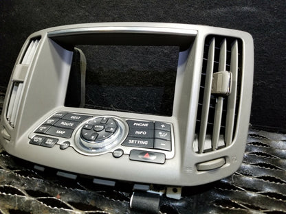 2011 Infiniti G37 Display Screen Control Panel Trim Bezel W/ Air Vent Grille OEM