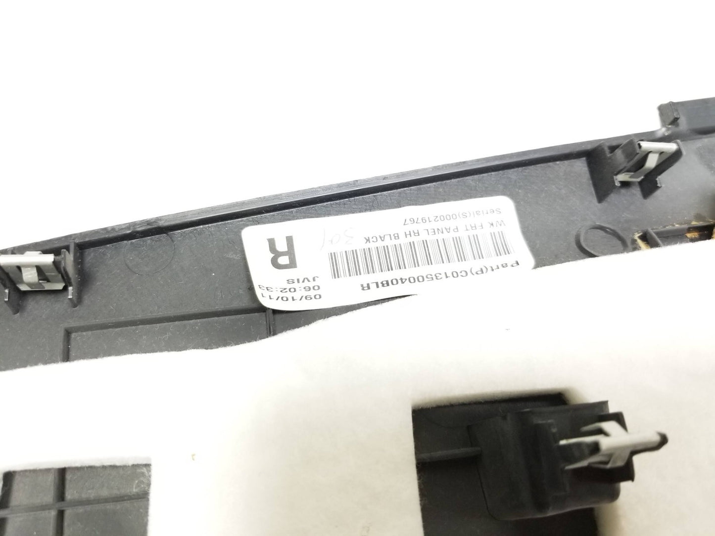 2012 Jeep Grand Cherokee Center Console Panel Trim Left & Right OEM